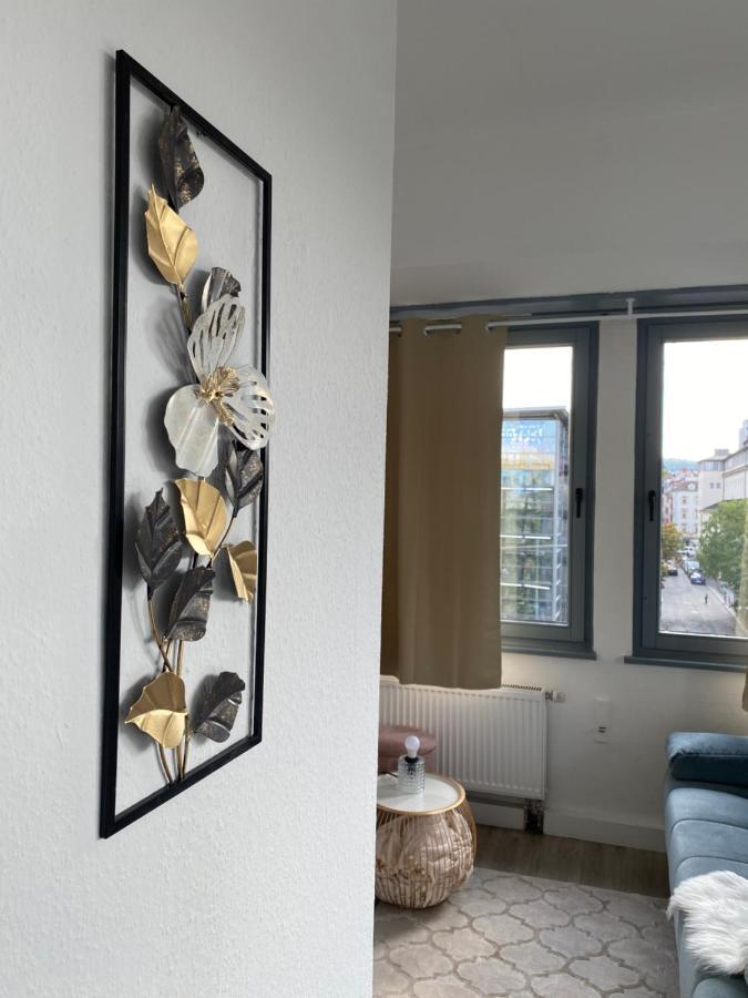 Urbansuites - Modern & Zentral In Der City - Dein Zuhause In Stuttgart Exterior foto