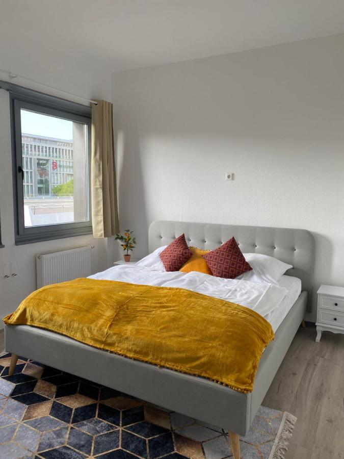 Urbansuites - Modern & Zentral In Der City - Dein Zuhause In Stuttgart Exterior foto